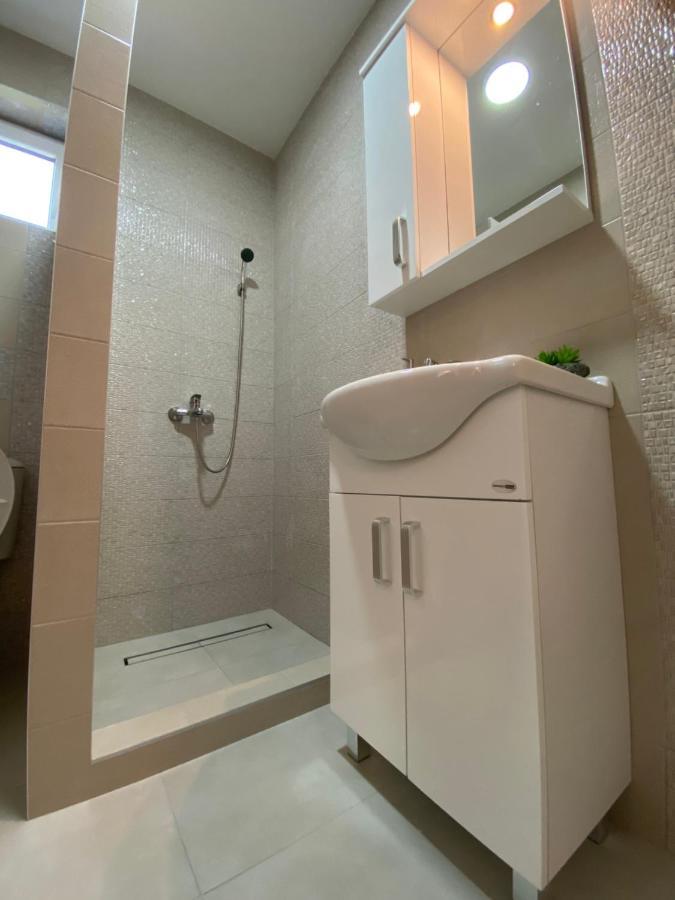 Apartment Lorena Kotor Extérieur photo