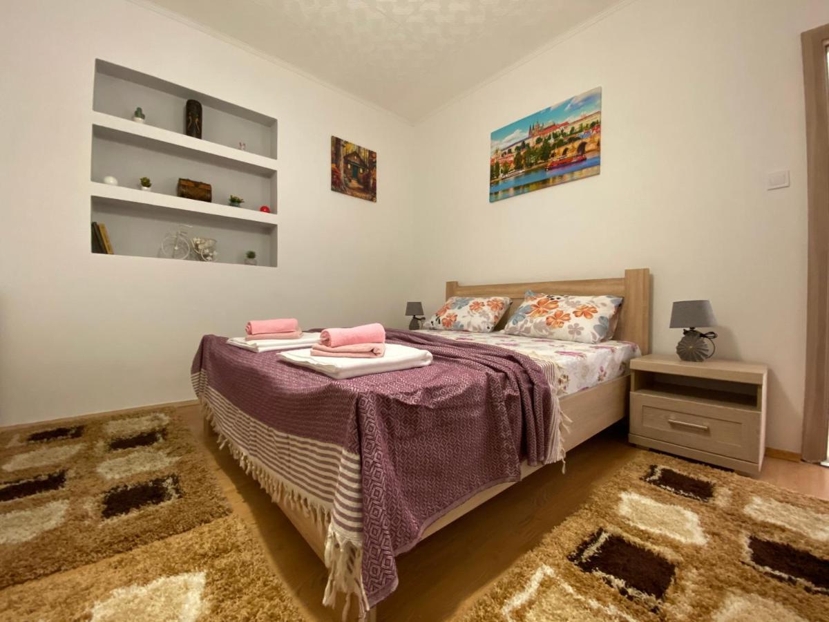 Apartment Lorena Kotor Extérieur photo